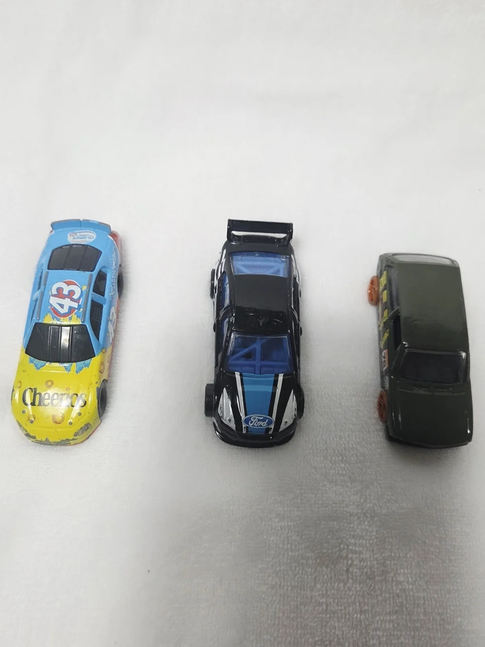 Assorted Kids Toy Car Pack - Multicolor Die-Cast Vehicles